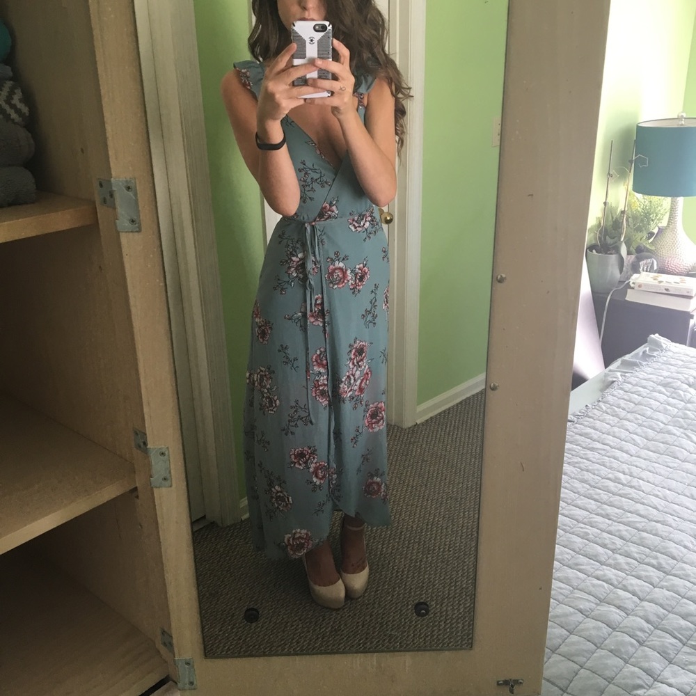 ✨Floral Wrap Dress✨